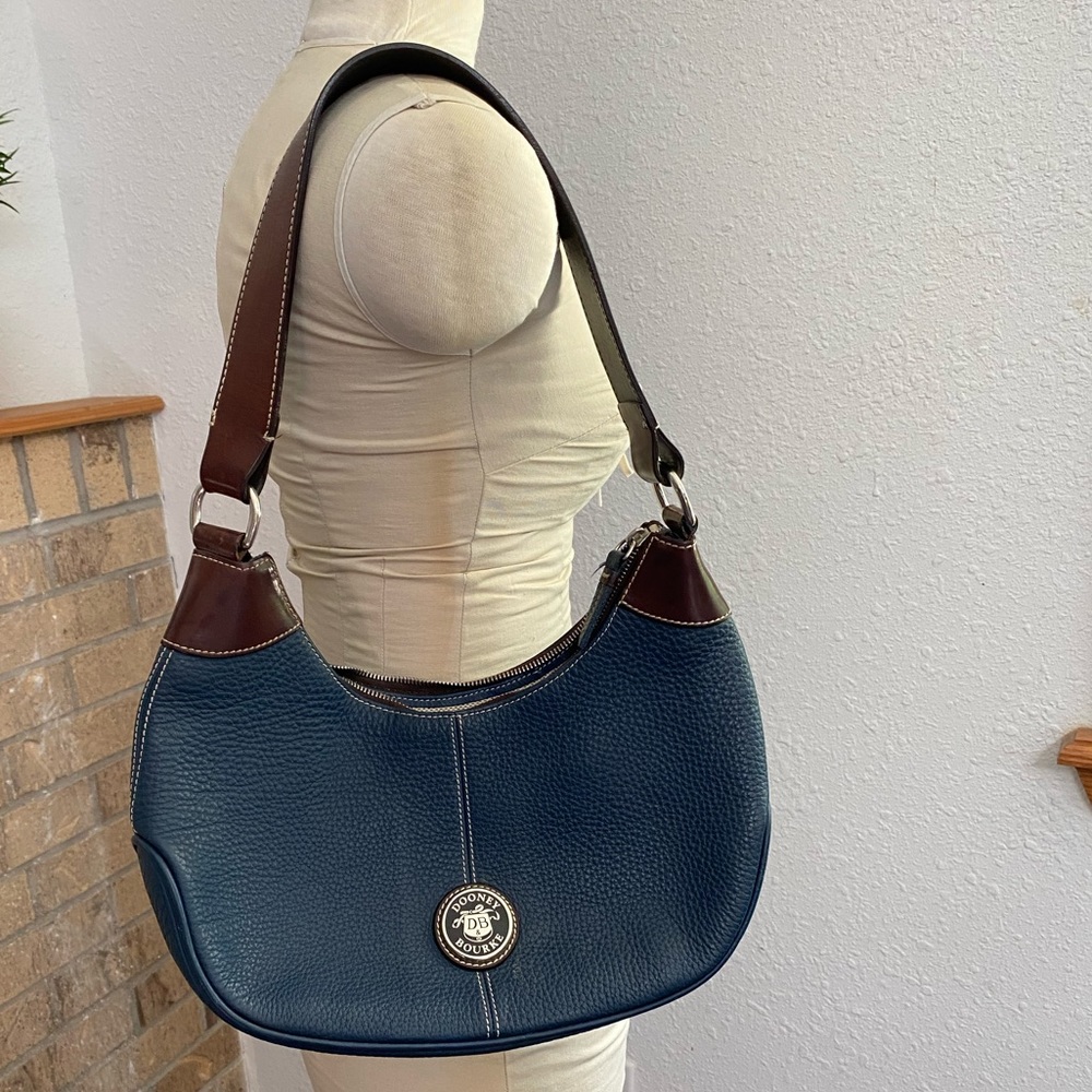 Dooney and Bourke Vintage All Weather Leather Hobo Shoulder Bag Navy Blue
